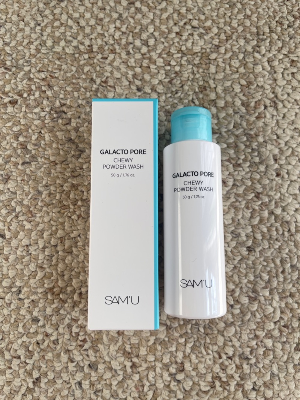 Galacto Pore Chewy Powder Wash – White with Light Blue Cap